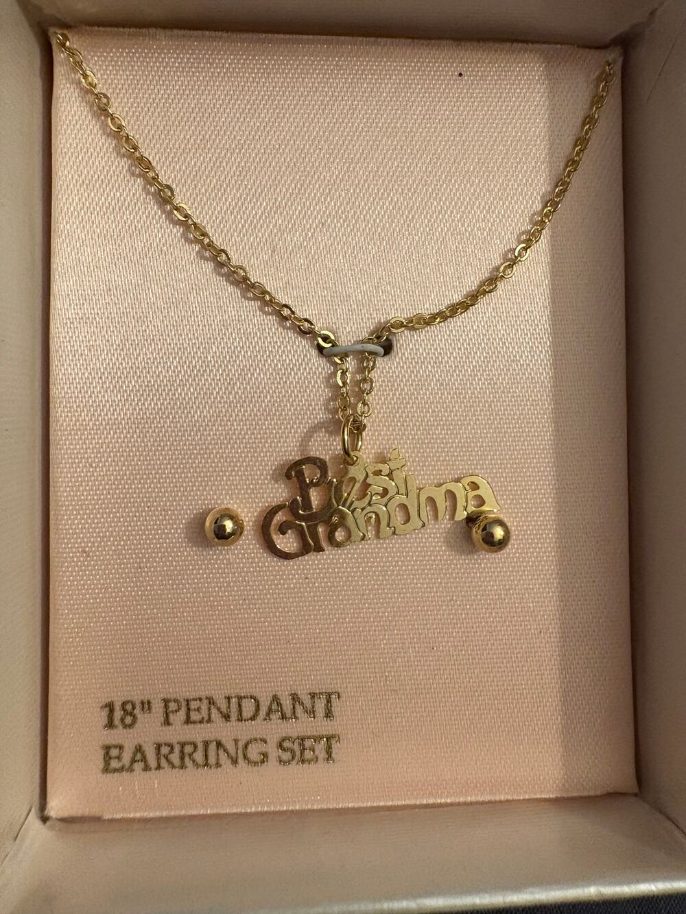 Best Grandma Gold Tone Necklace & Stud Earrings Set NIB